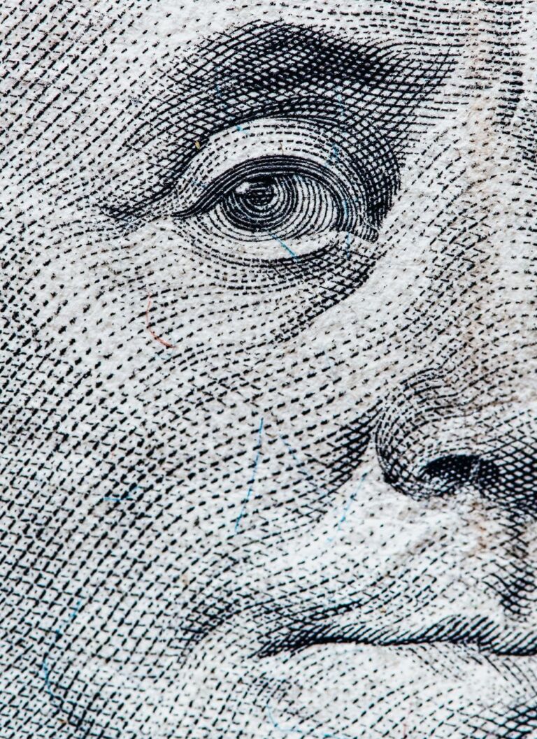 Ausschnitt von Benjamin Franklin auf einer Dollarnote